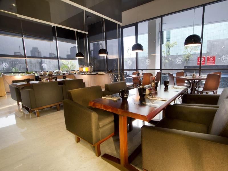 Neo Hotel Tendean Jakarta By Aston Exterior photo